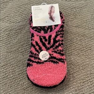 NWT Jessica Simpson Pink and Black Cozy Liners socks​